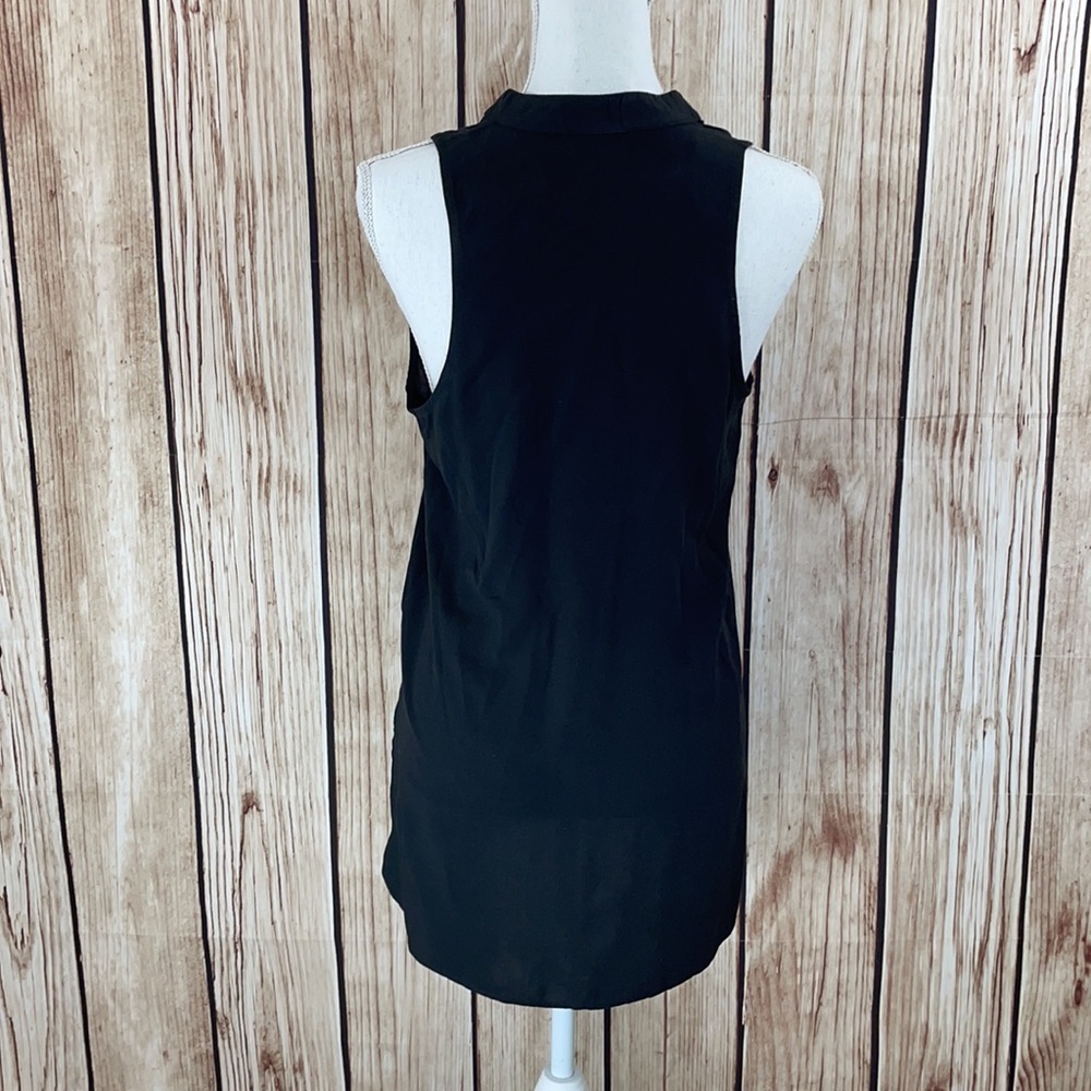 Final Touch Black Sleeveless Blouse w/Hi Low Hem - Picture 5 of 7